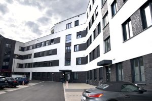 Seit dem Auszug aus dem Gebäude am Schwanenmarkt 2025 Anlaufstelle für Menschen, die einen Antrag auf Schwerbehinderung stellen möchten: Die Nebenstelle der Kreisverwaltung im Büro- und Medizinzentrum an der Pferdebachstraße 16b in Witten. Foto: UvK/Ennepe-Ruhr-Kreis