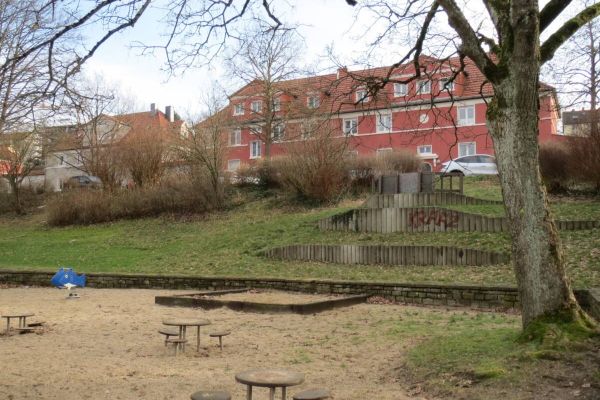 Noch keine neuen Hangrutschen am Pestalozziplatz