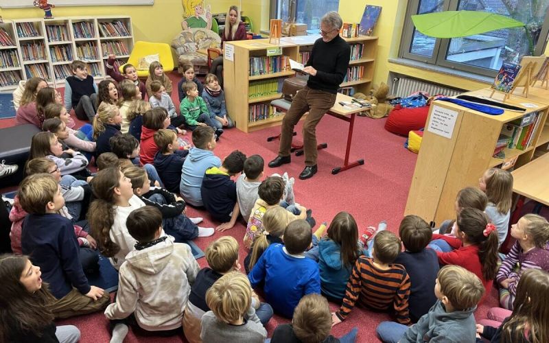 Autorenlesung in Buchholzer Schule