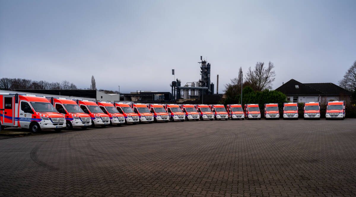Rettungsdienst des Ennepe-Ruhr-Kreises hat 17 neue Krankenwagen