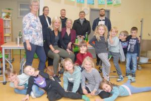 ls erste Wittener Schule erfüllt die OGS Buchholz die räumlichen Anforderungen für den OGS-Rechtsanspruch, der mit dem ersten Schuljahrgang im Schuljahr 2026/2027 beginnt. Der Rechtsanspruch wächst mit jedem Jahr um den dann neuen Schuljahrgang 1 an, bis alle 4 Klassen den Rechtsanspruch nutzen dürfen.