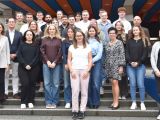 Nach den 11 Auszubildenden, die bereits im August ihre Ausbildung im mittleren Verwaltungsdienst und in den technischen Ausbildungsberufen begonnen hatten, sind nun auch die 19 Auszubildenden im gehobenen Verwaltungsdienst beim Ennepe-Ruhr-Kreis gestartet. Foto: UvK/ Ennepe-Ruhr-Kreis