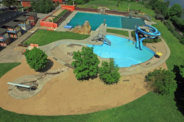 Spaß im Naturfreibad