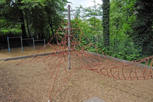 Brenschenschule braucht neue Spielgeräte