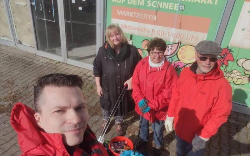 SPD-Mitglieder haben Müll gesammelt