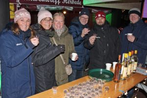 Die Stimmung beim Herbeder Glühweintreff ist traditionell großartig. Am 29. November geht es los.