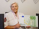 Margarete Janetzki gewinnt 100 Euro