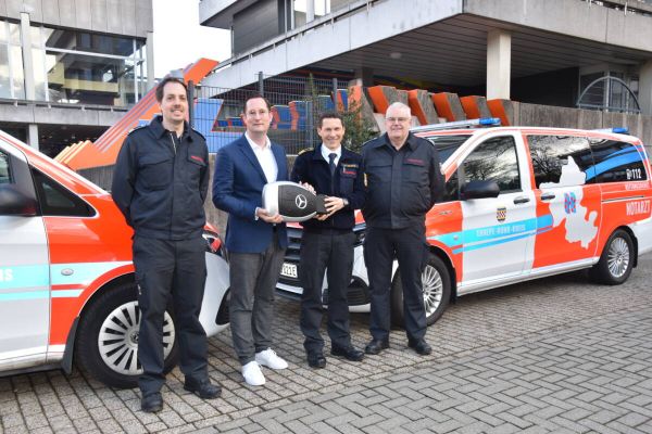 Kreis erneuert Noteinsatzfahrzeuge
