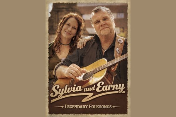 Sylvia & Earny kommen mit „Legendary Folksongs“ auf die Lohfest-Bühne.