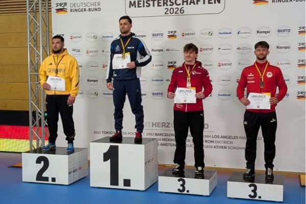 Gregor Eigenbrodt (rechts) holte sich bei den Deutschen Meisterschaften die Bronzemedaille. Foto: KSV