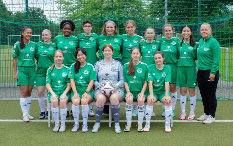 Fußballdamen vom SV Bommern: noch Luft nach oben